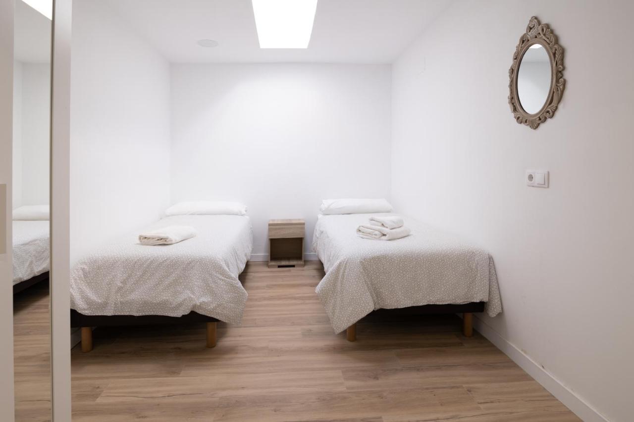 Villa Huerta 2, Paterna, Jacuzzi, Sauna Exteriör bild
